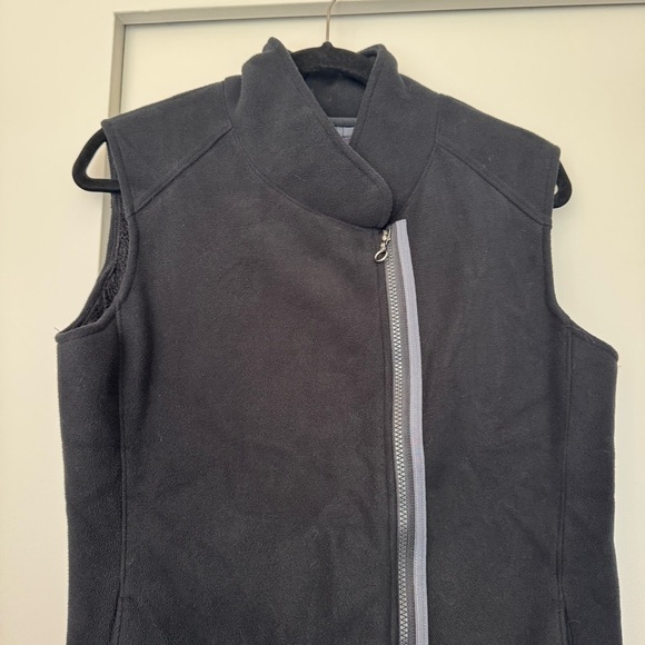 Under Armour Full Zip Fleece Vest Black - Picture 3 of 5